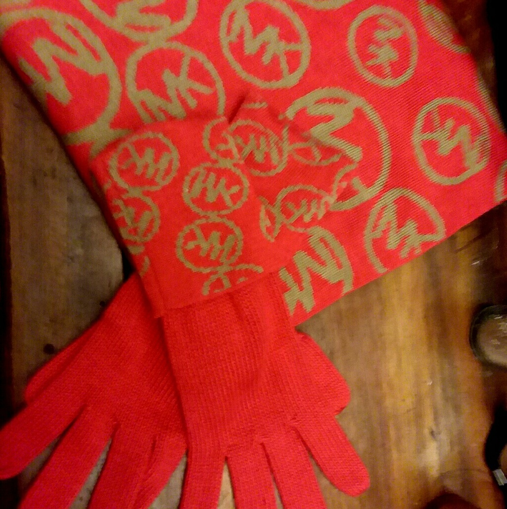 Michael Kors Scarf and Gloves